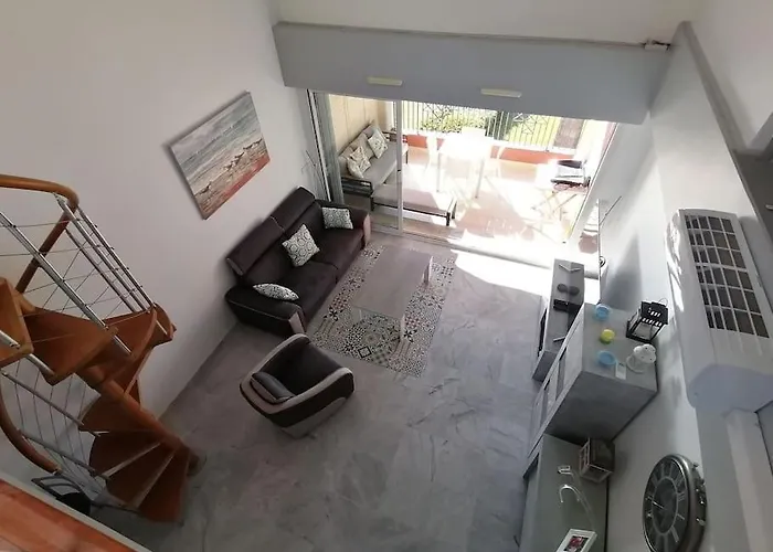 Etoile D'azur Σαιντ-Μαξίμ